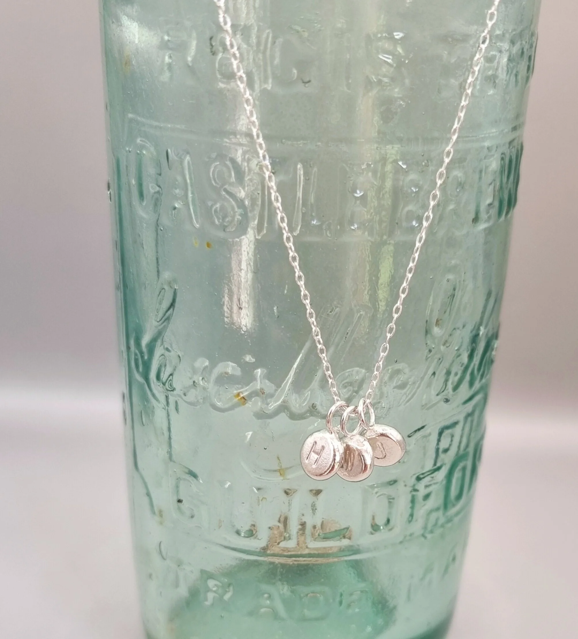 Pebble necklace Heaven Mayhem Simons